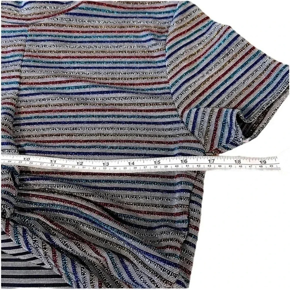 STYLE Rack 2 piece metallic skirt set. - Picture 9 of 13